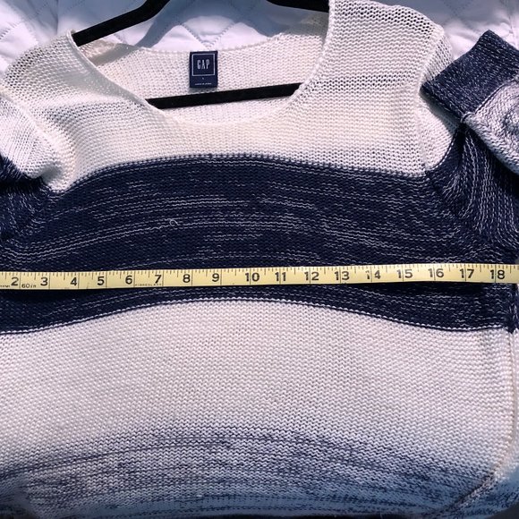 GAP  blue and white striped sweater L - Picture 3 of 6